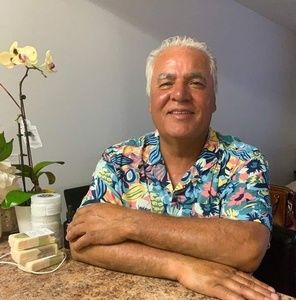 Meet your Posher, Manuel